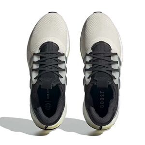 Adidas women  Black and White Sneakers new in the box 164999